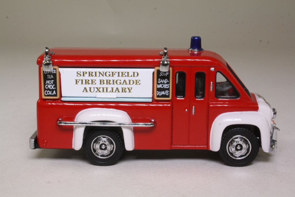 Matchbox Collectibles YFE16; 1948 Dodge Route Van; Fire Fighter Support Truck